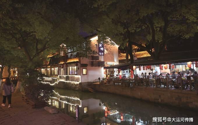 马拉多纳是迄今为止被公认的两大球王之一，那么另一个球王是谁呢？